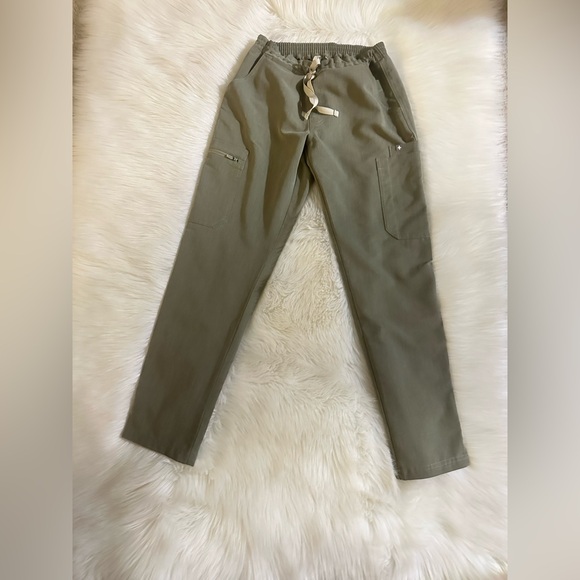 Figs Pants - HEAtHERED OLIVE. Yola Skinny. XS Petite.